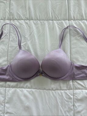 Victoria's Secret Lavender Smooth T-Shirt Bra